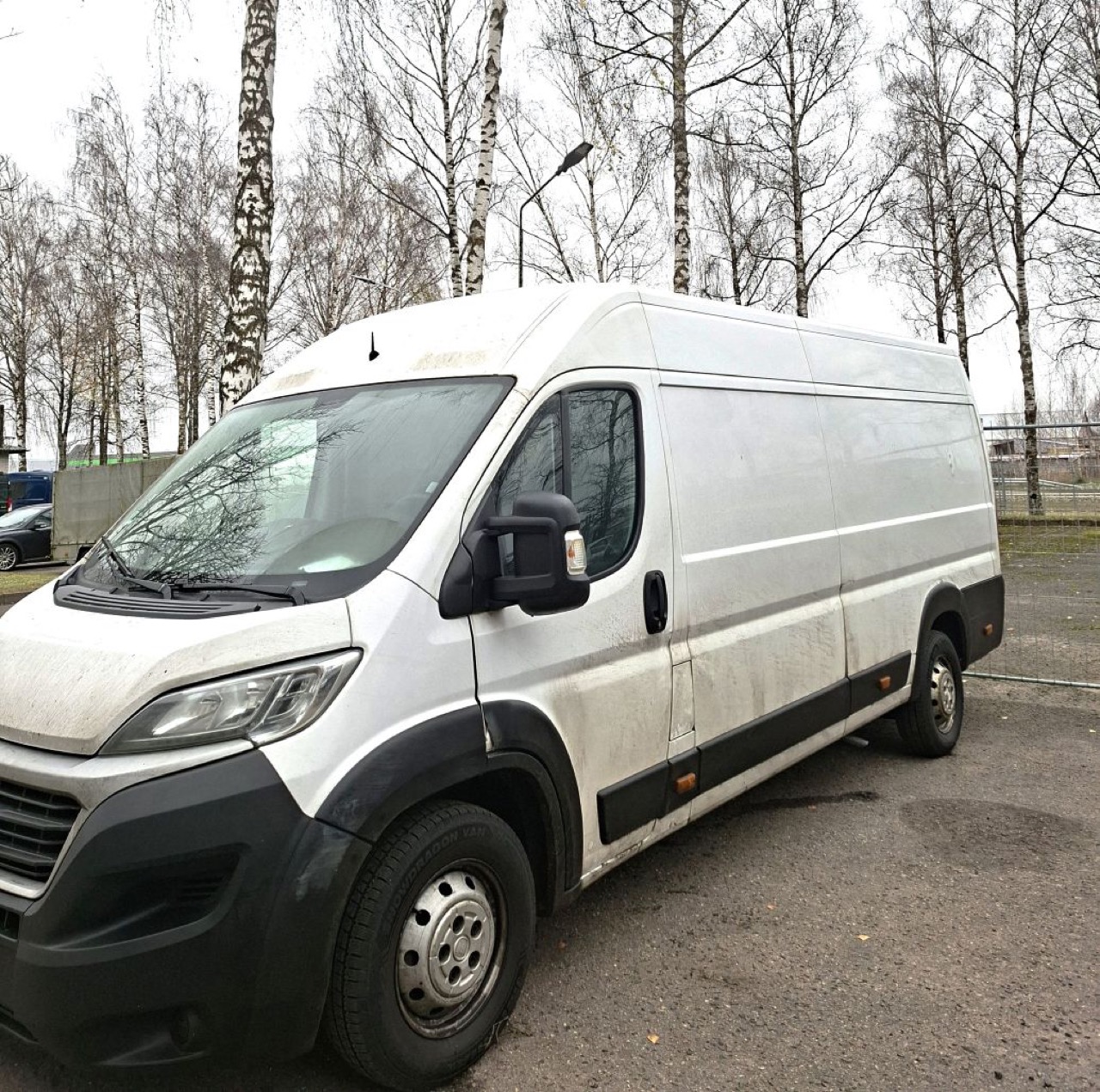 Беларус вез сигареты и разволновался при общении с литовскими пограничниками. Ему вызвали скорую, а потом задержали