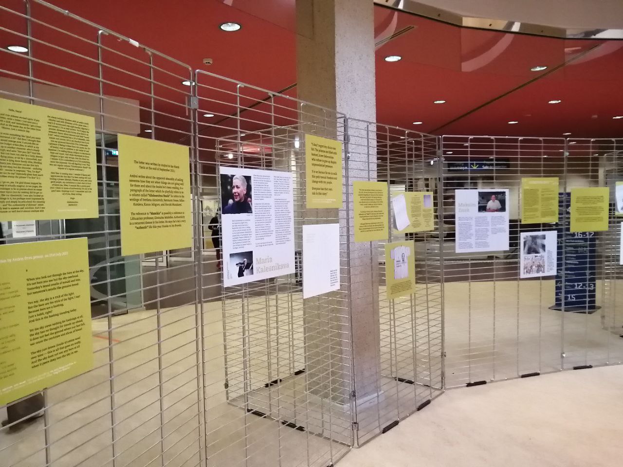 «Каб пра іх не забылі»: выстава «Лісты ад вязняў Лукашэнкі» адкрылася ў Радзе Еўропы