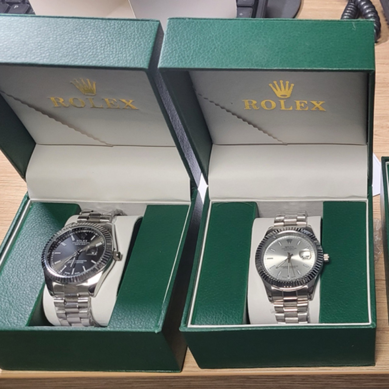 У молдованина изъяли 4 часов Rolex на беларусско-литовской границе