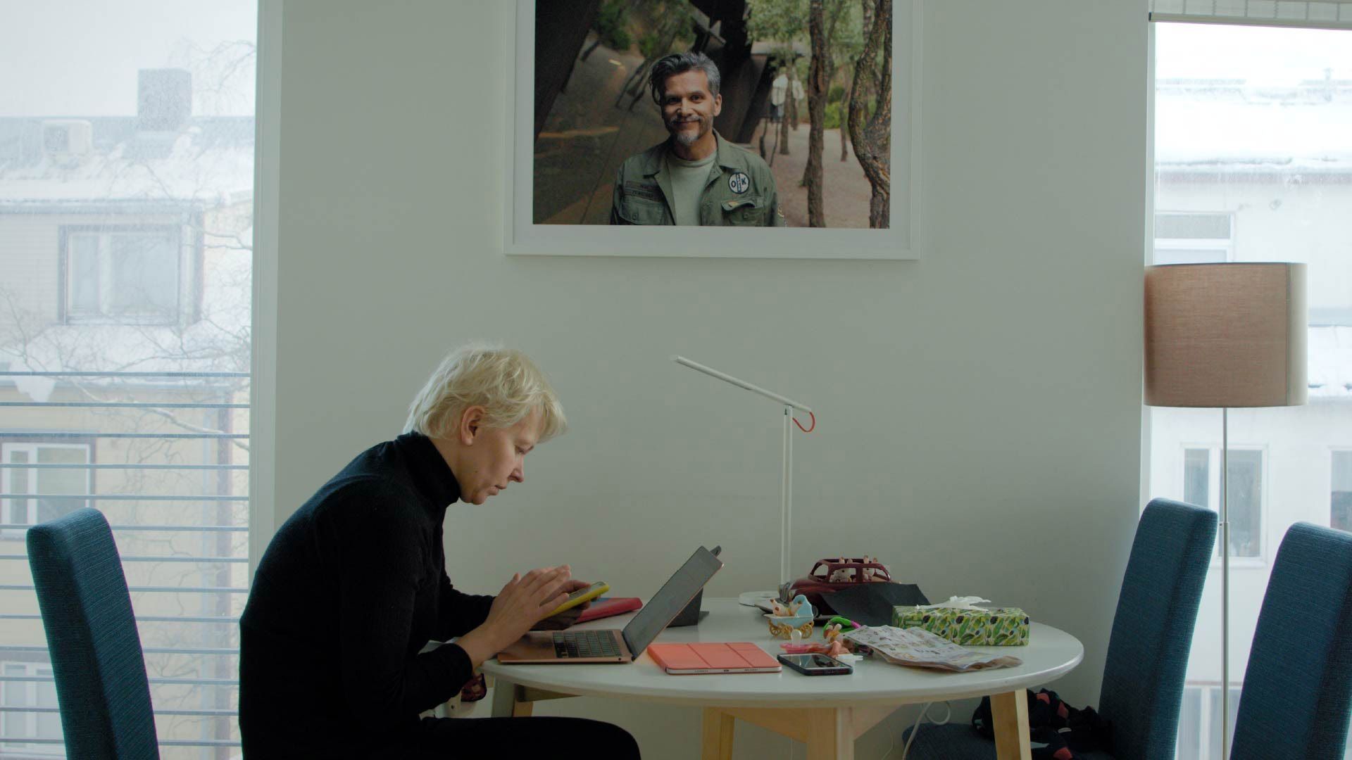 Святлана Ціханоўская наведала паказ дакументальнай стужкі «Not made for politics» на фестывалі ў Эстоніі. Рэжысёрка карціны — Воля Чайкоўская