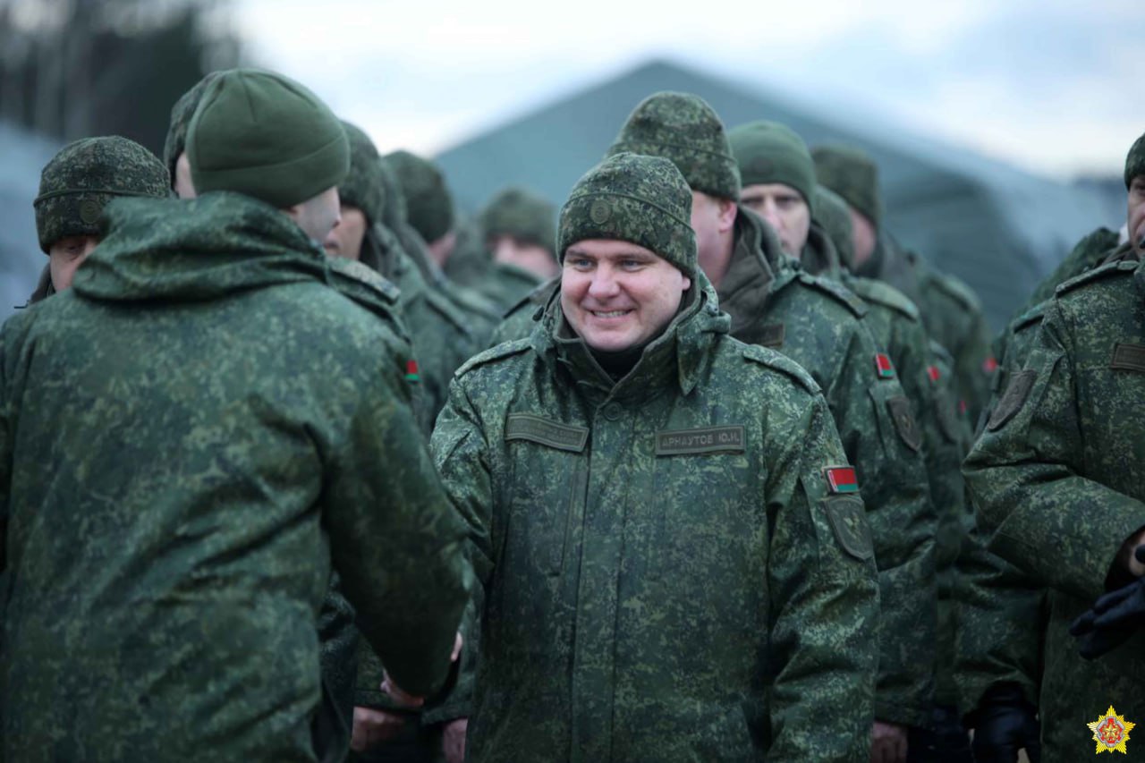 Хренин проводит сбор командного состава Вооруженных сил