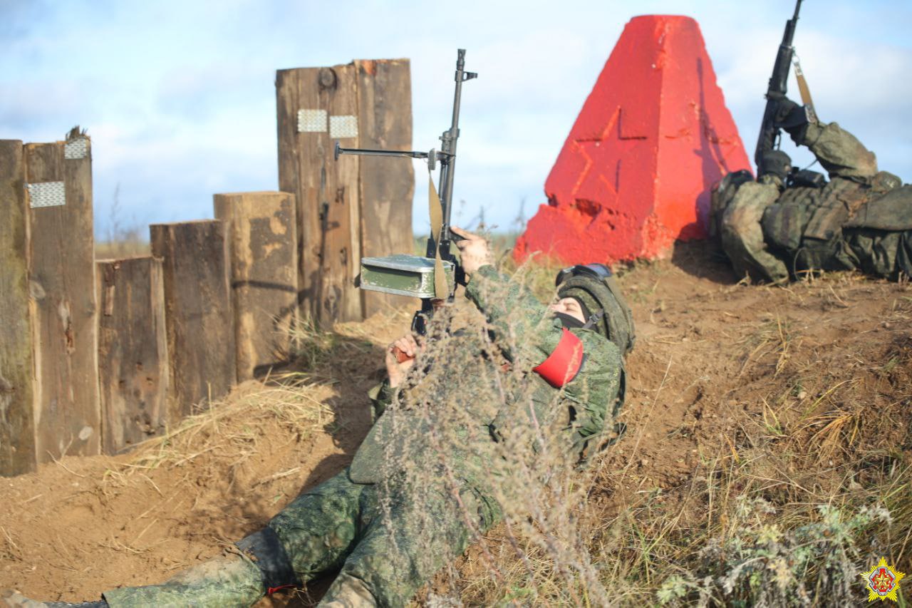 Хренин проводит сбор командного состава Вооруженных сил