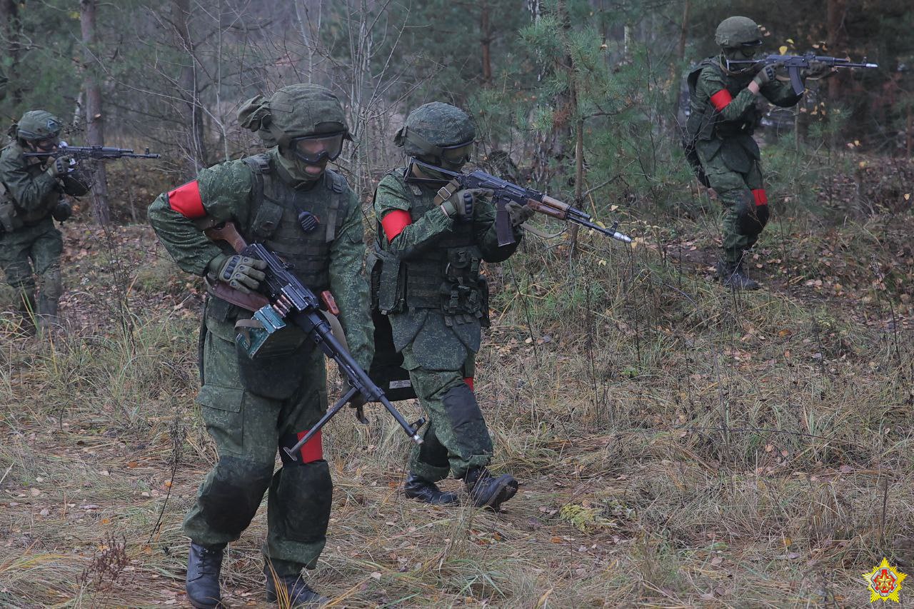 Хренин проводит сбор командного состава Вооруженных сил