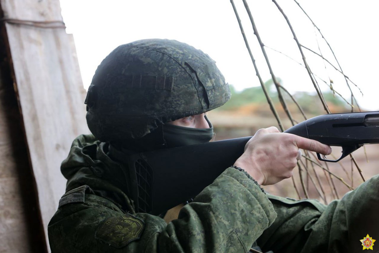 Хренин проводит сбор командного состава Вооруженных сил