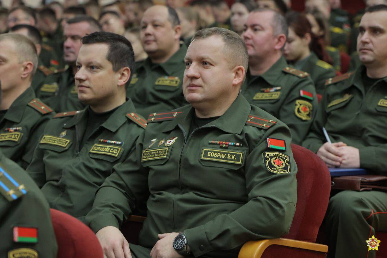 Минобороны проводит сбор с идеологами