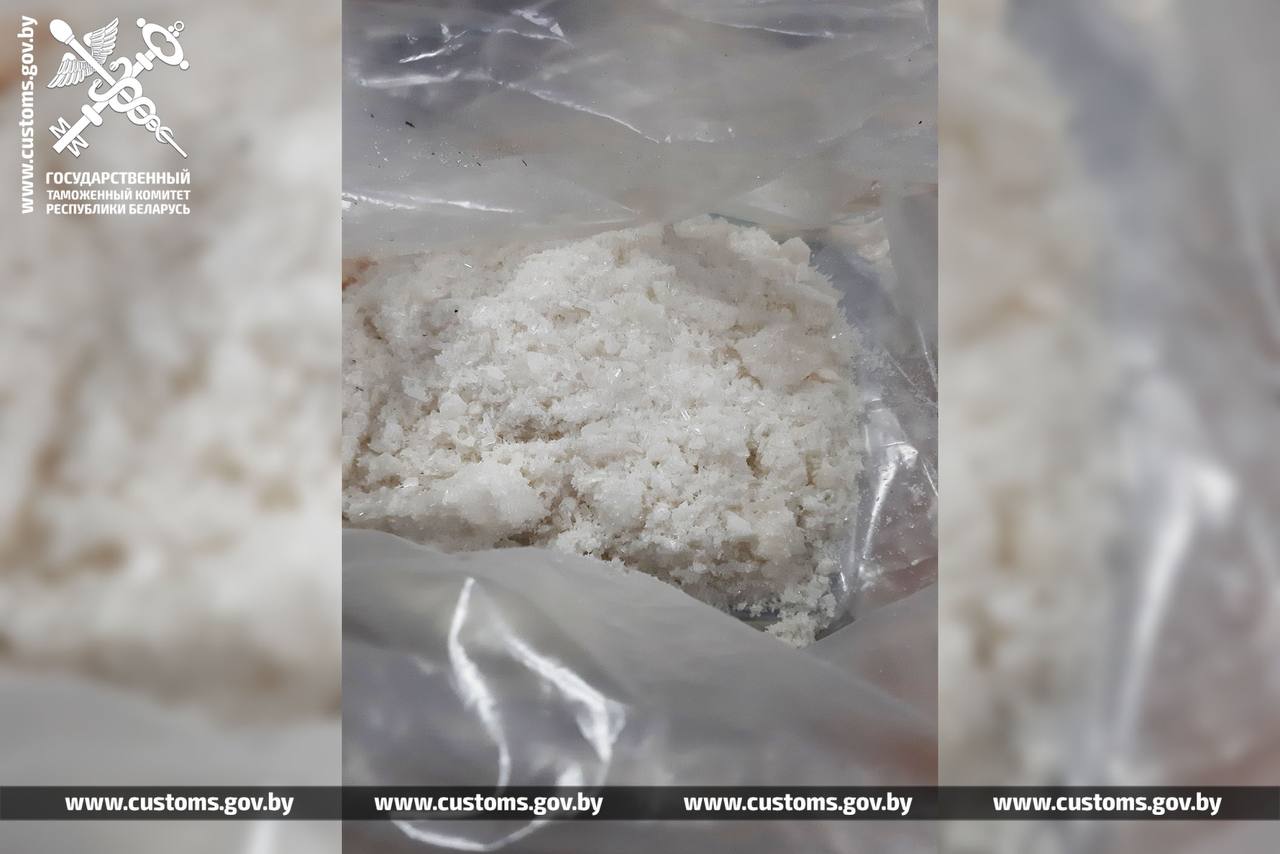 Беларусские таможенники нашли мефедрон и таблетки в музыкальных колонках