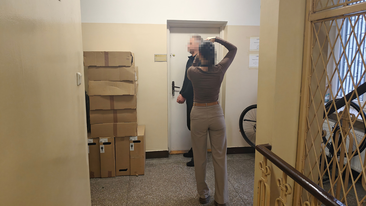 Трех граждан Украины с хакерским оборудованием задержали в центре Варшавы