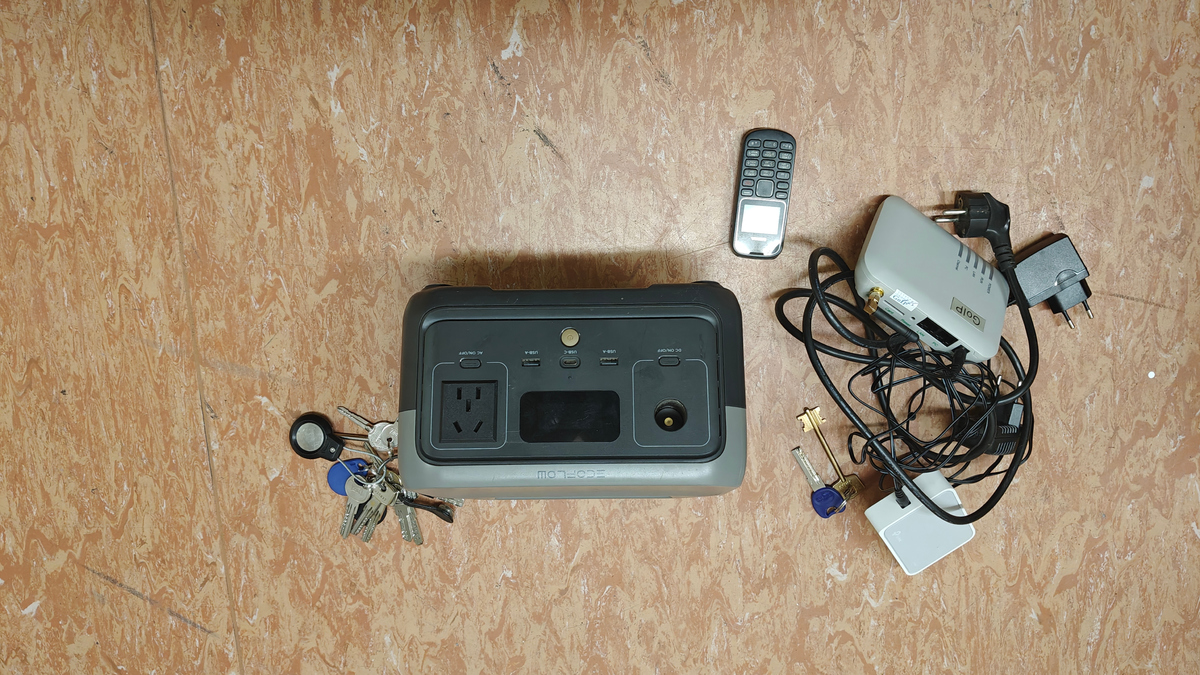 Трех граждан Украины с хакерским оборудованием задержали в центре Варшавы