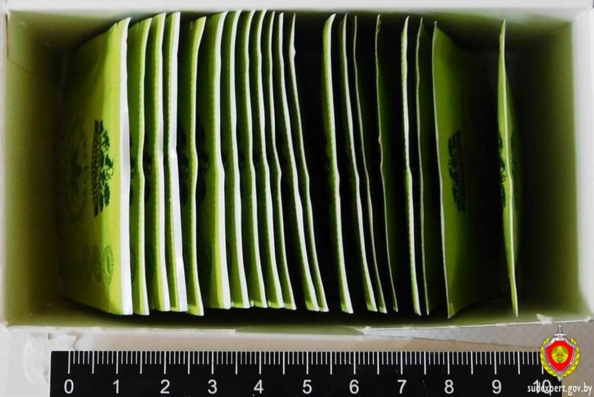 Беларускія мытнікі знайшлі ў грамадзянкі Расіі гарбату з каноплямі