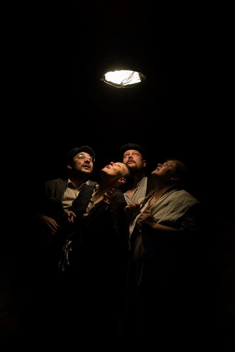 «З’явіліся тэксты і спектаклі, што асэнсоўваюць эміграцыю не толькі як крызіс, а як частку культурнай гісторыі»: вынікі года ў тэатры