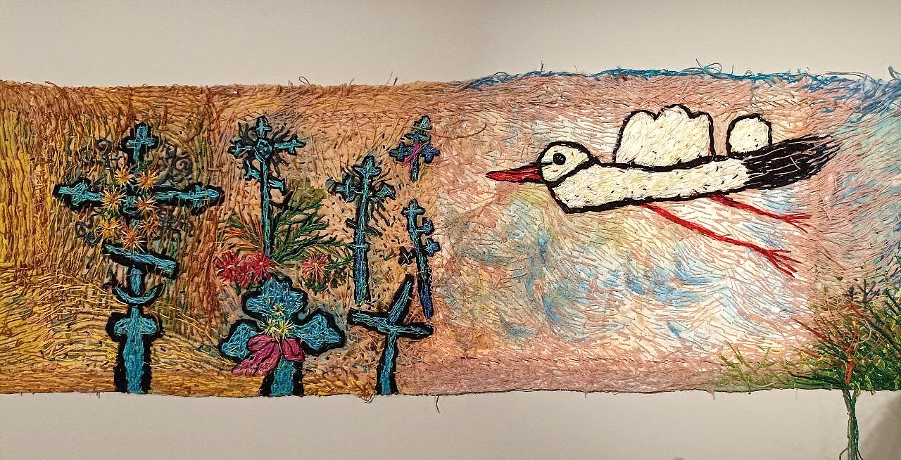 Мастачка з Падляшша Малгажата Дмітрук паказала на трыенале ў Лодзі дваццаціметровы твор пра мяжу і малую радзіму