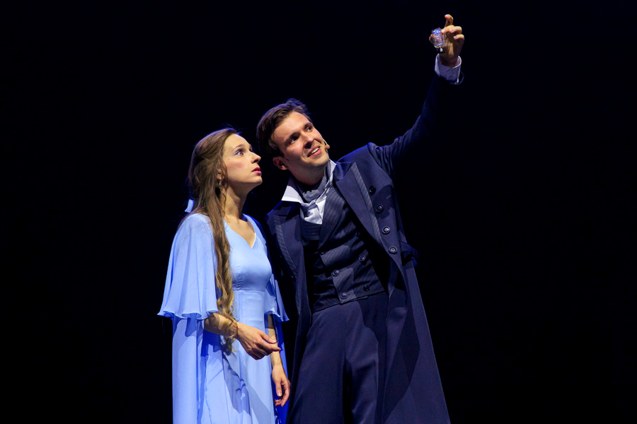 «Тэатральная прэмія — гэта кавалак мармуру»: Настасся Панкратава пра тое, як беларускія тэатры трапляюць у расійскае «павуцінне»