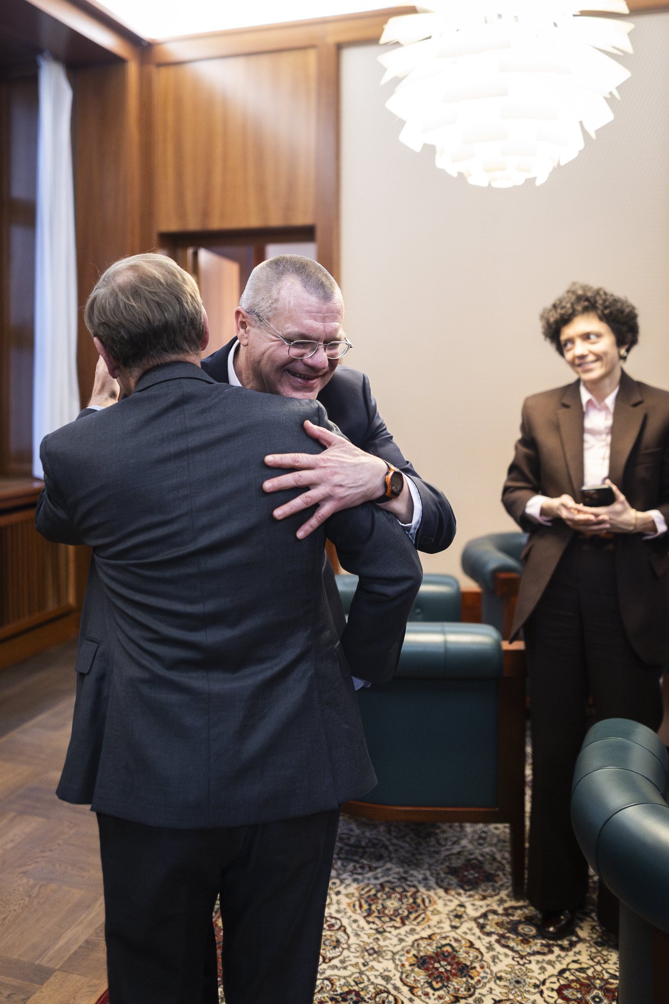 Колесникова и Бабарико добрались до Берлина