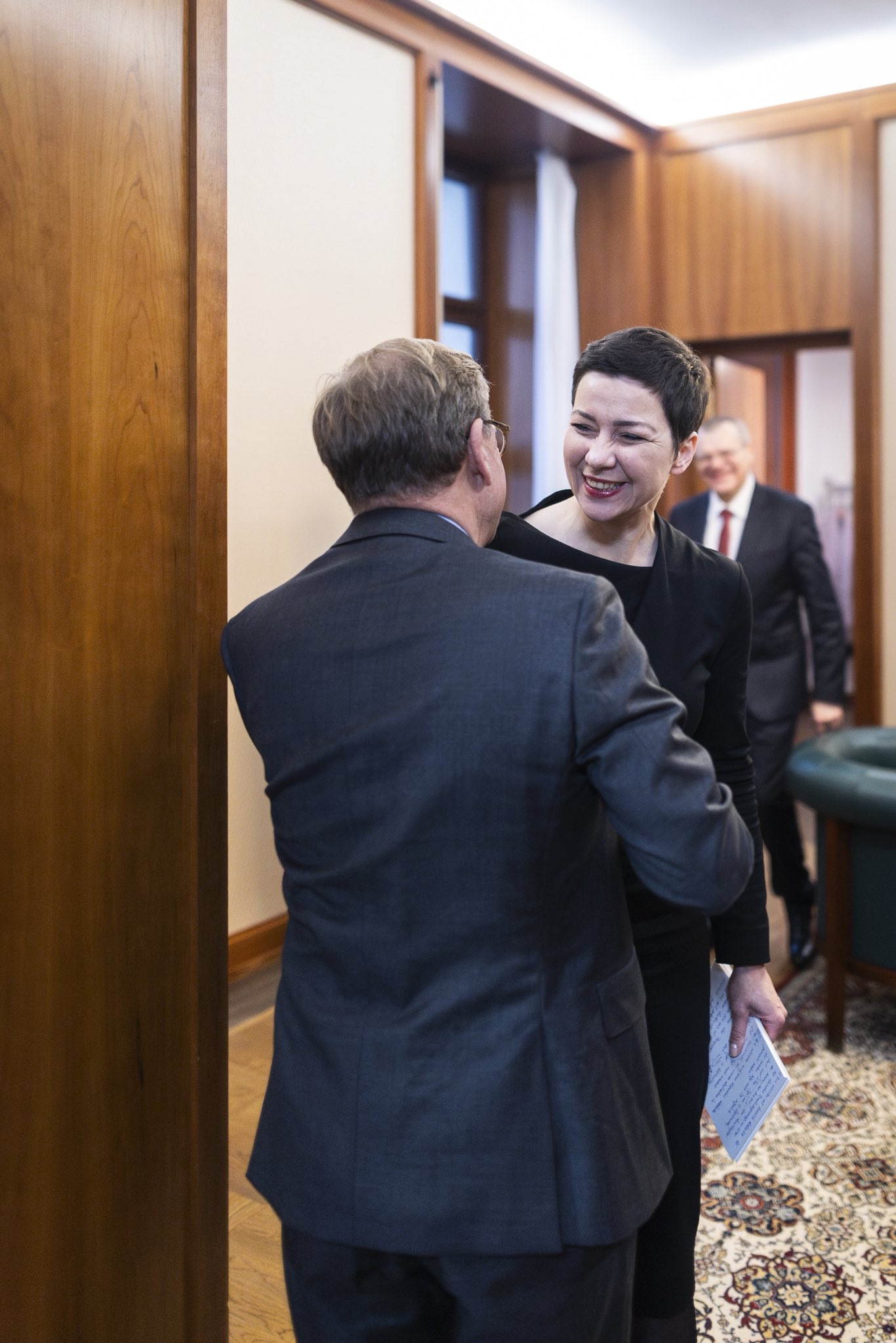 Колесникова и Бабарико добрались до Берлина