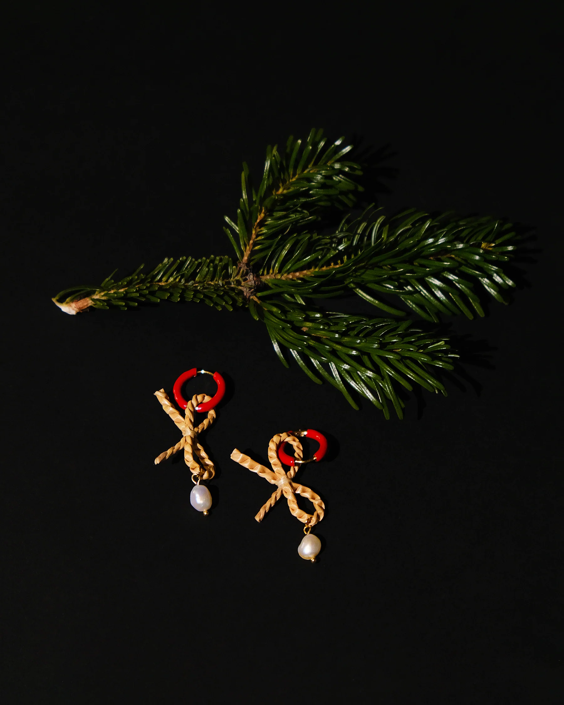 Часцінка дома пад ялінку: дзесяць ідэй арт-падарункаў ад беларускіх творцаў