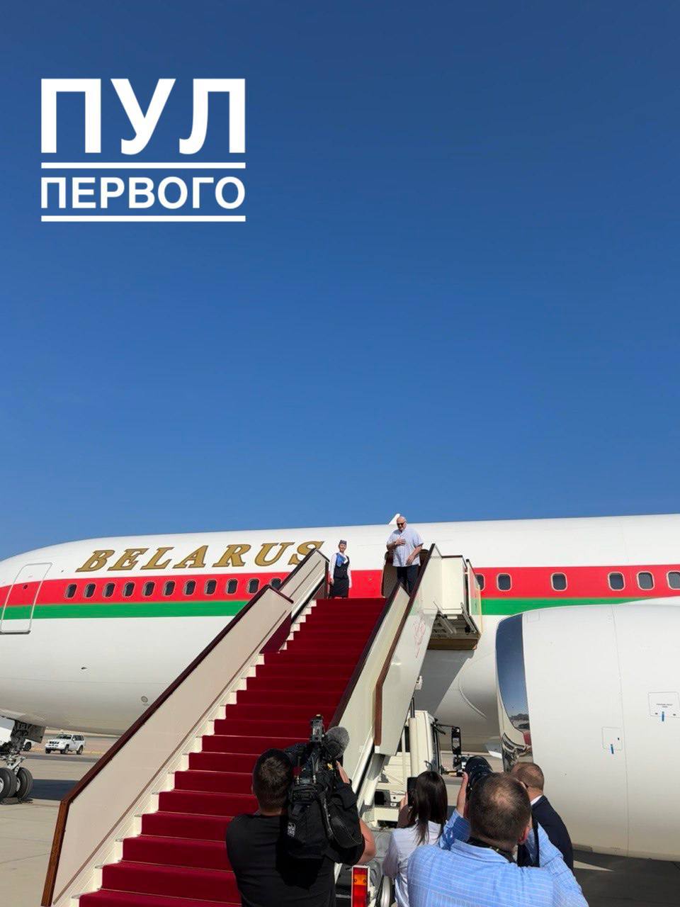 Лукашенко отправляется из Омана в Алжир