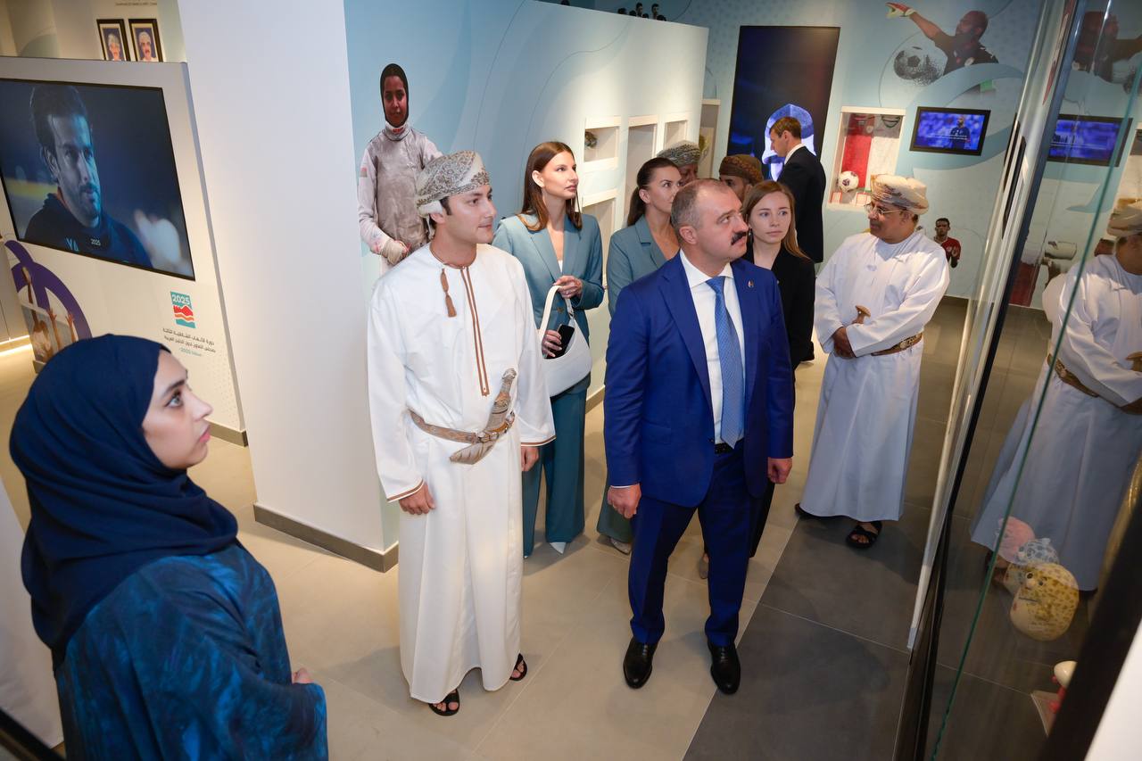 Виктор Лукашенко встретился с главой олимпийского комитета Омана