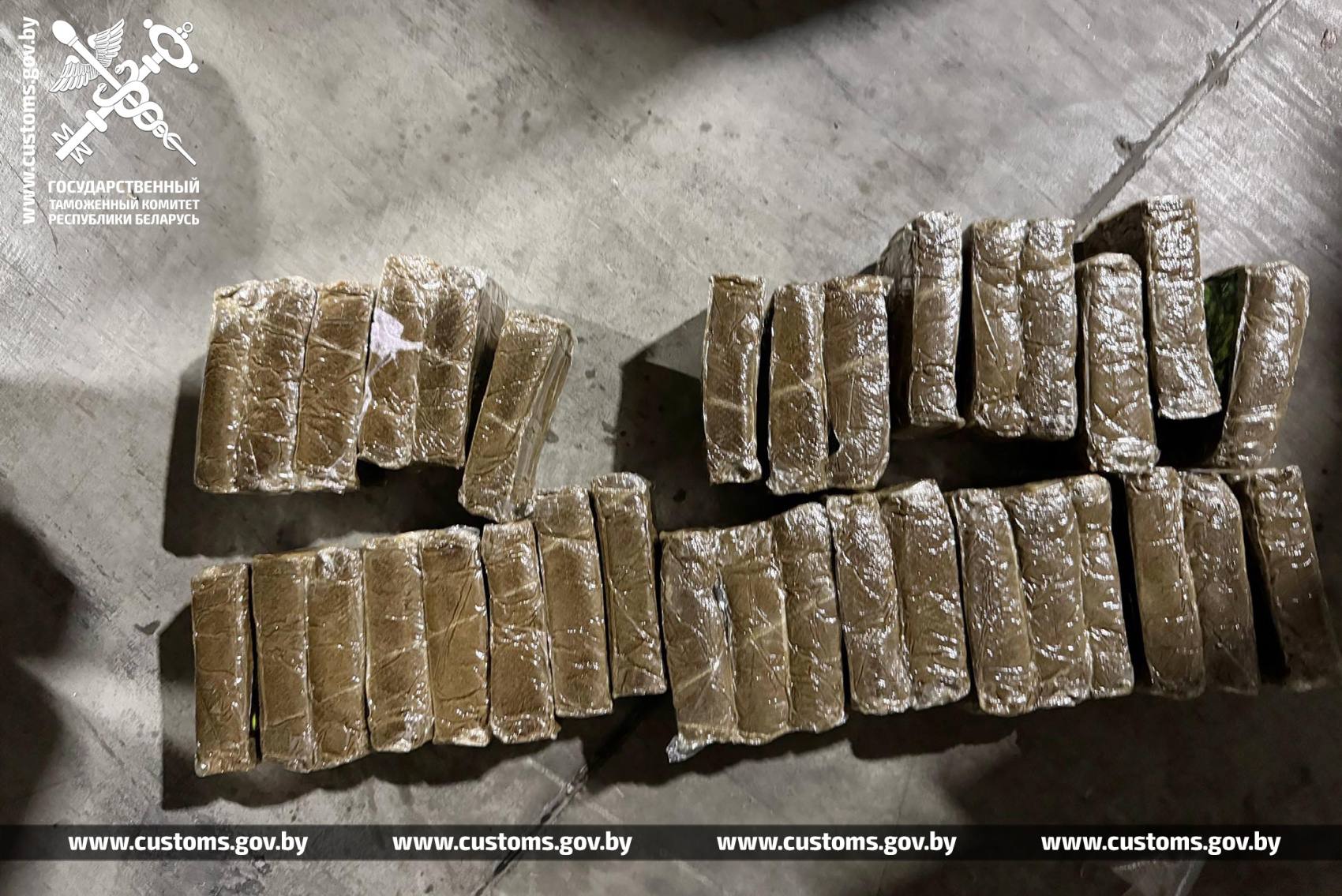 1.3 Tonnes of Hashish and Mephedrone: Customs Committee Announces Seizure of Largest Drug Shipment