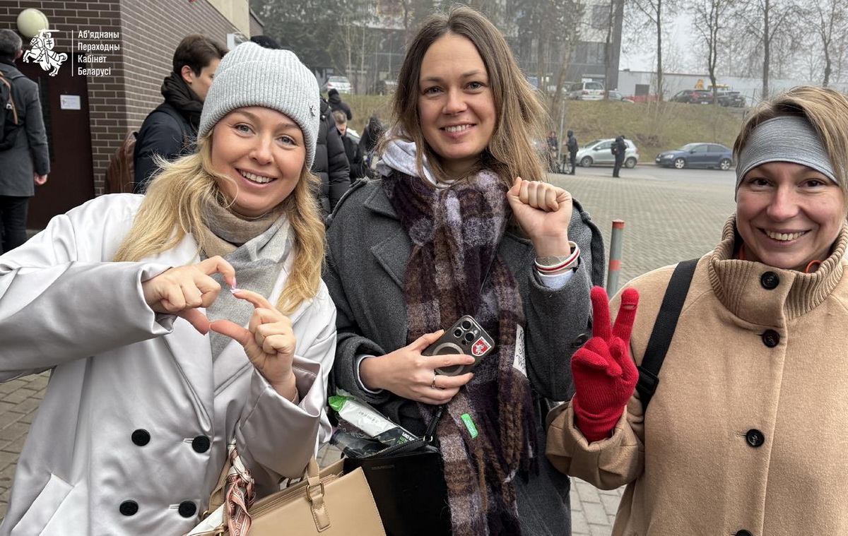 Виктор Бабарико и Мария Колесникова находятся в Варшаве (обновлено)