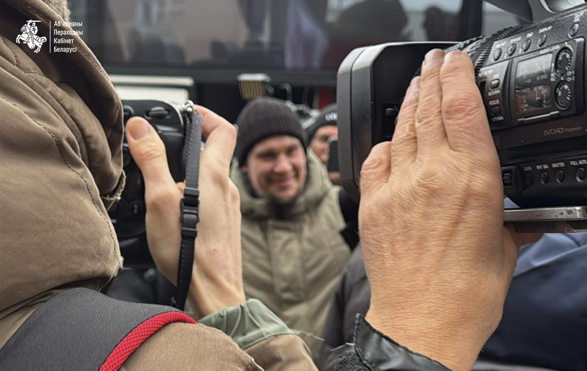 Виктор Бабарико и Мария Колесникова находятся в Варшаве (обновлено)