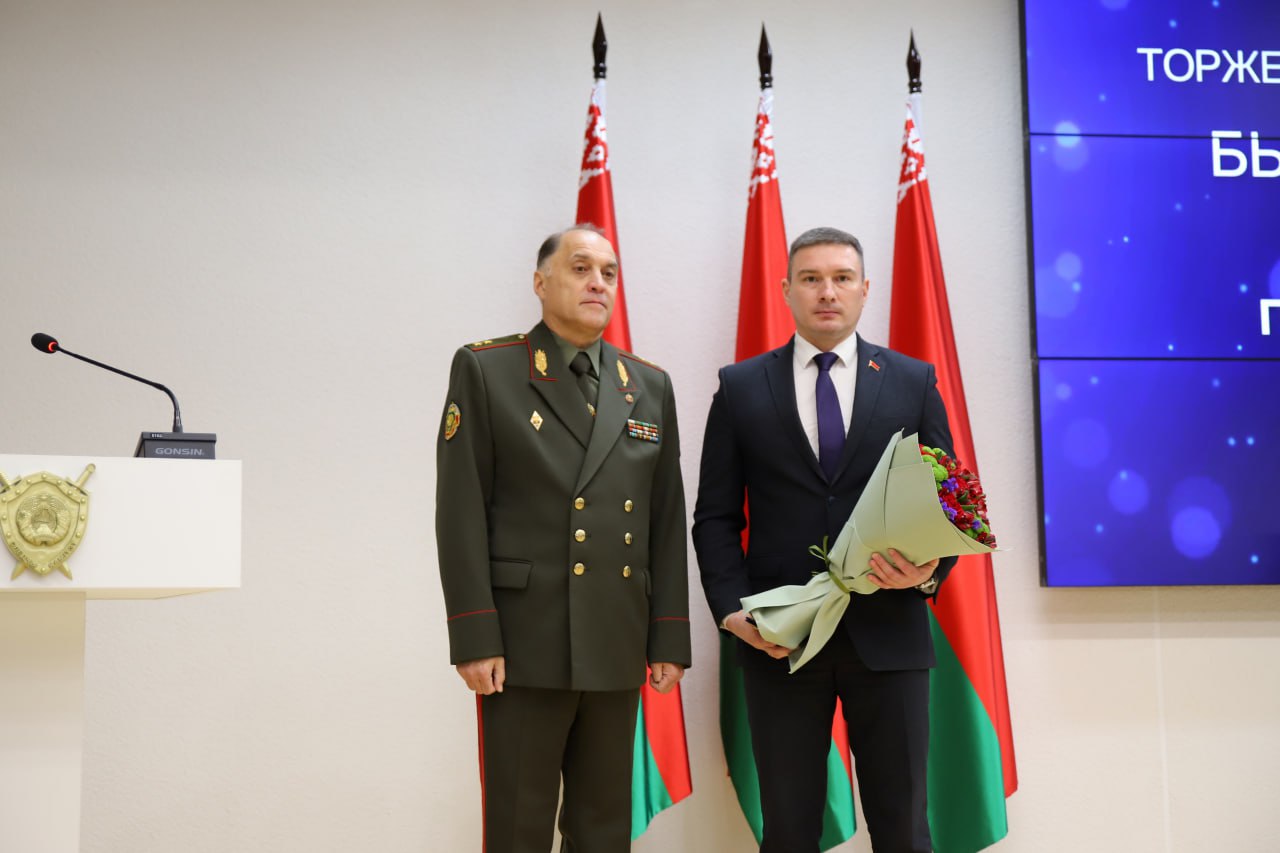 Новому главе СК Бычеку присвоили звание генерал-майора