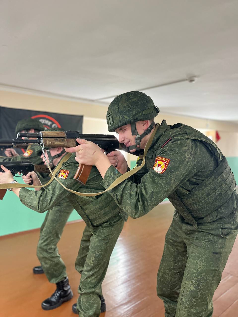 БГУИР похвастался военной подготовкой под флагом ЧВК "Вагнер", но затем удалил пост