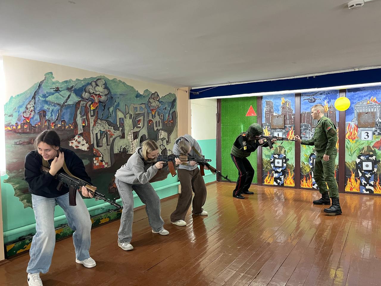 БГУИР похвастался военной подготовкой под флагом ЧВК "Вагнер", но затем удалил пост