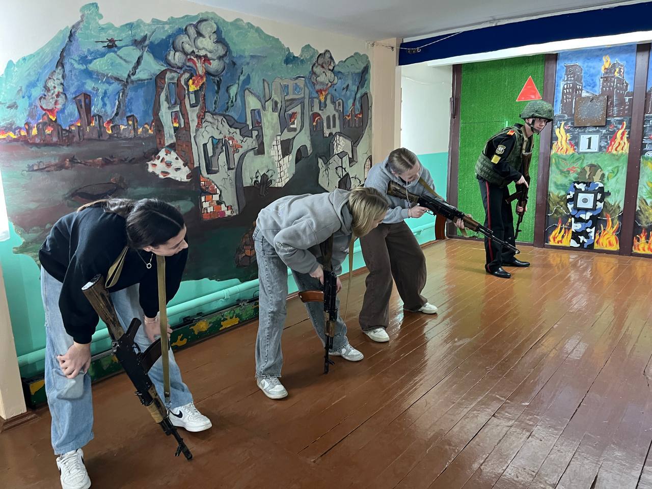 БГУИР похвастался военной подготовкой под флагом ЧВК "Вагнер", но затем удалил пост