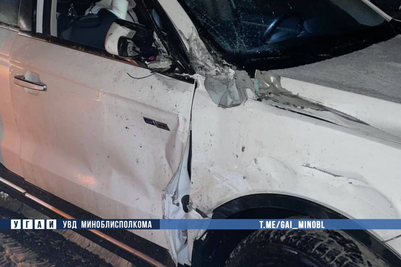 Девять автомобилей столкнулись на трассе М4 в Червенском районе