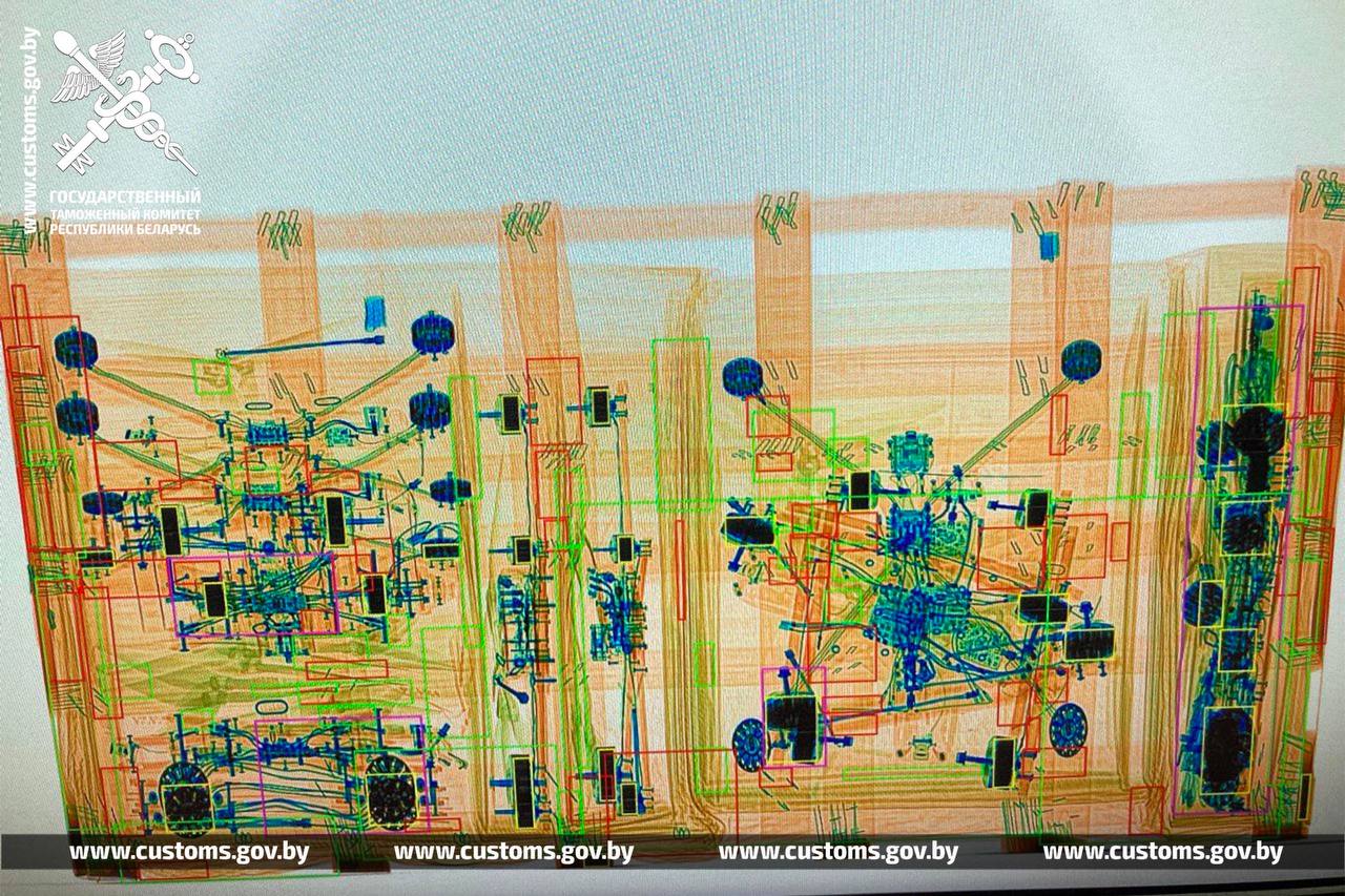 Минская таможня выявила 500 посылок с дронами и запчастями за год