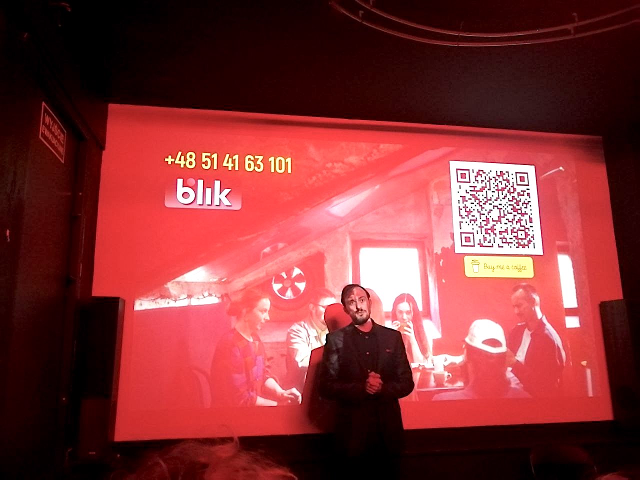 «Мы не спынімся, нават калі памром»: як у Варшаве адзначылі Дзень беларускага кіно. З жахамі і эротыкай