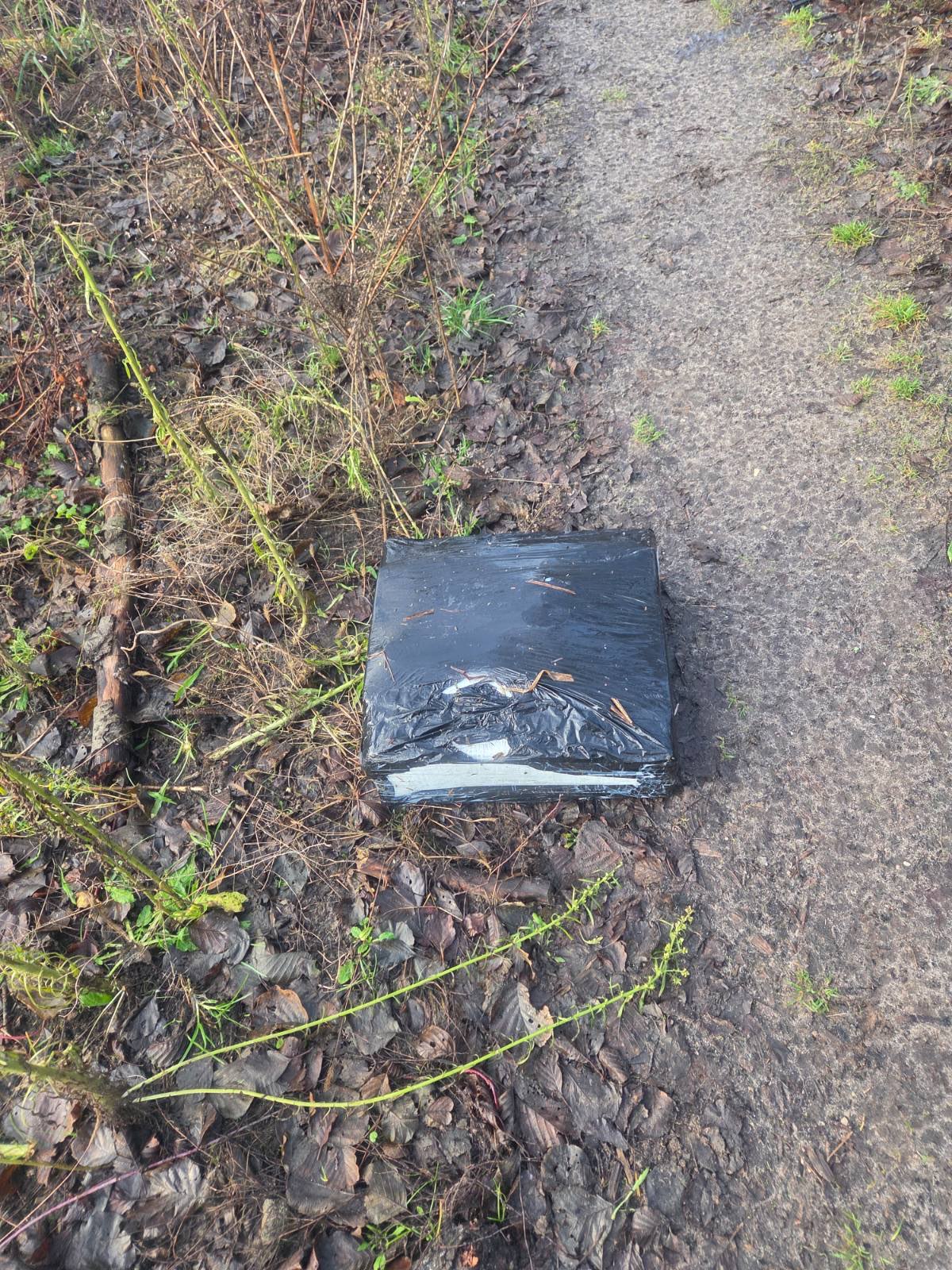 Очередной сигаретный плот "пришвартовался" у литовского берега