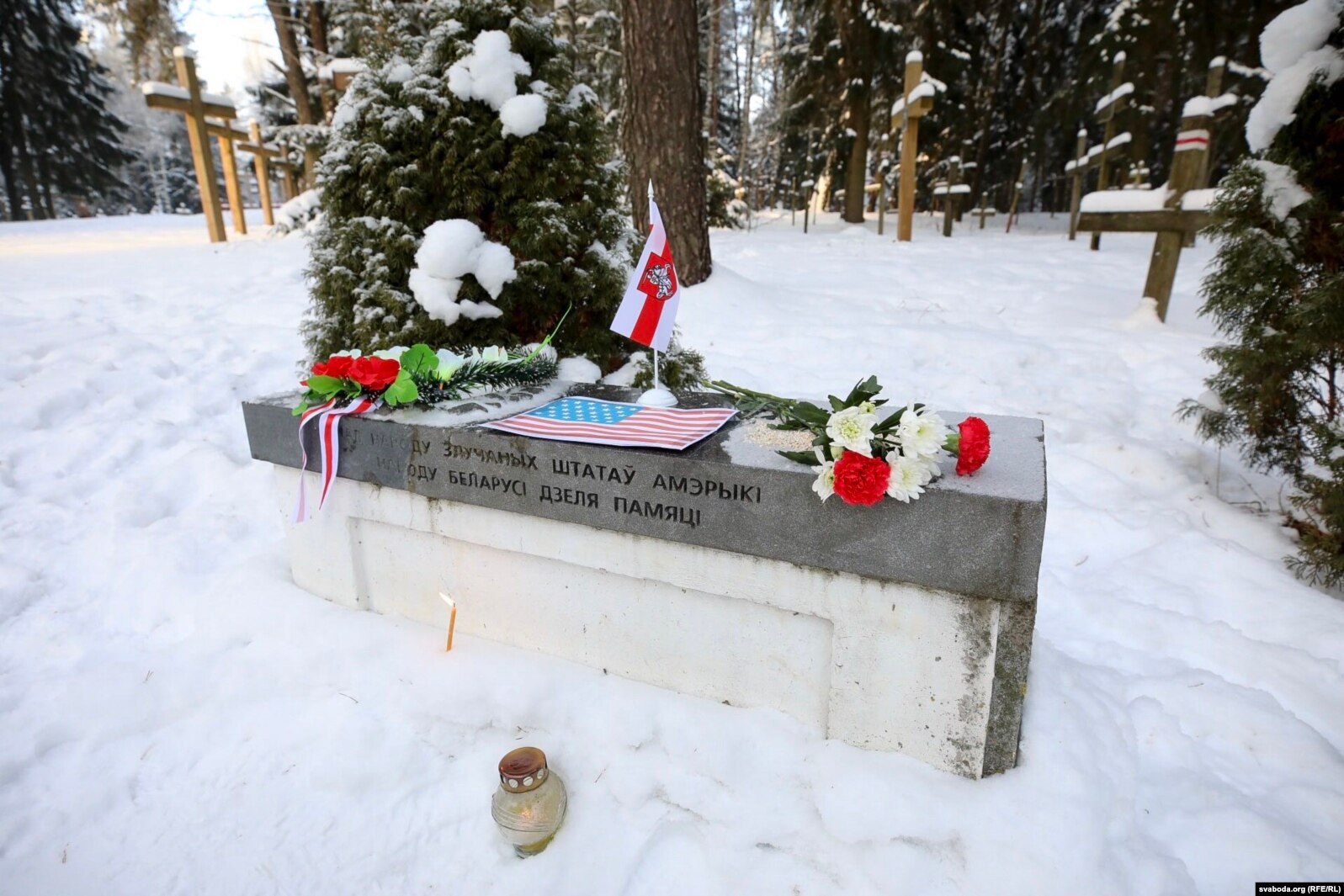 Фундацыя «Mochnarte» запрашае паўдзельнічаць у праекце «Лавачка Клінтана»