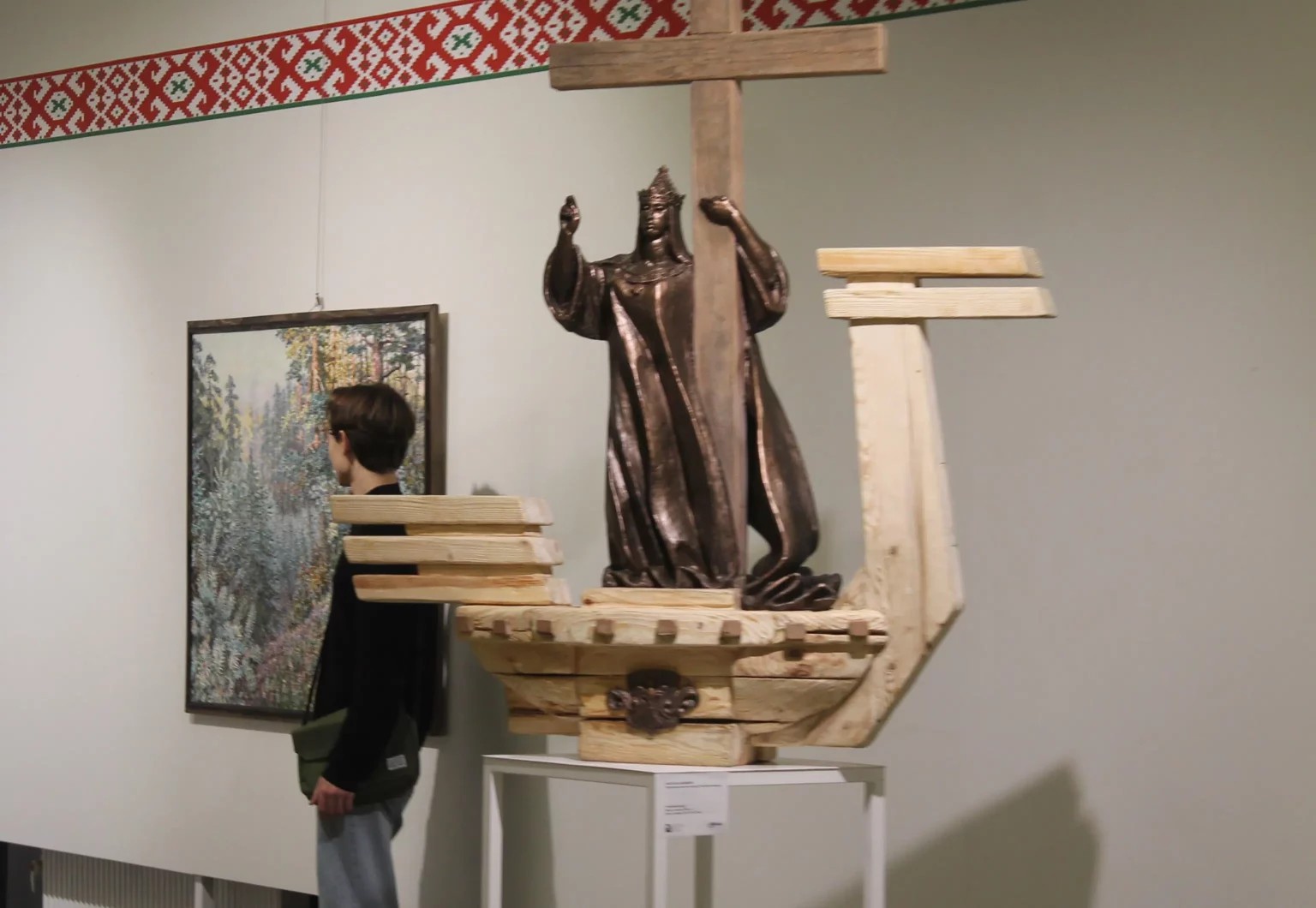 Памяць, прапаганда і штучны інтэлект. Вынікі года ў візуальным мастацтве