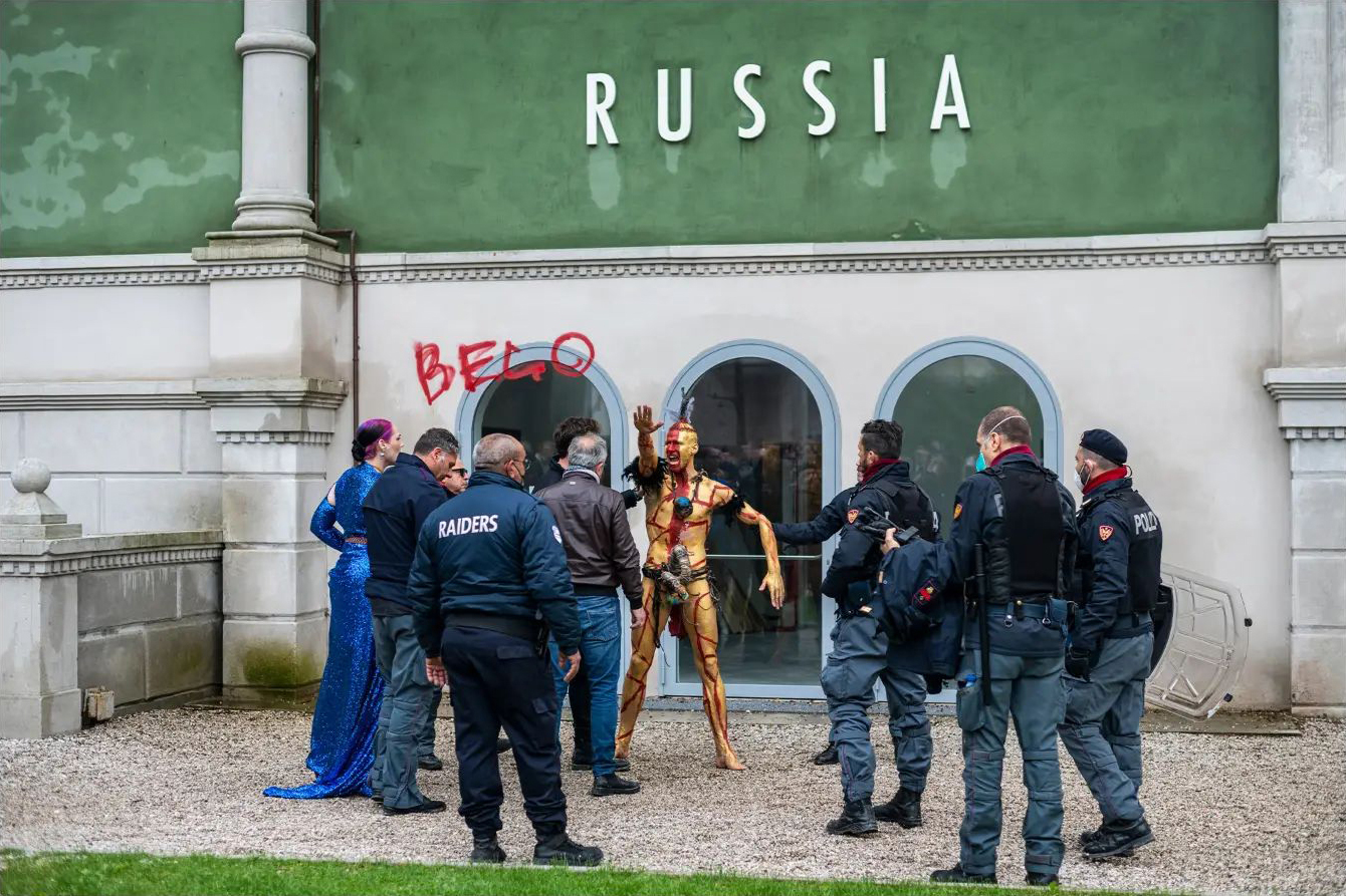 Последний герой танцпола. Кузьмич как воля и представление