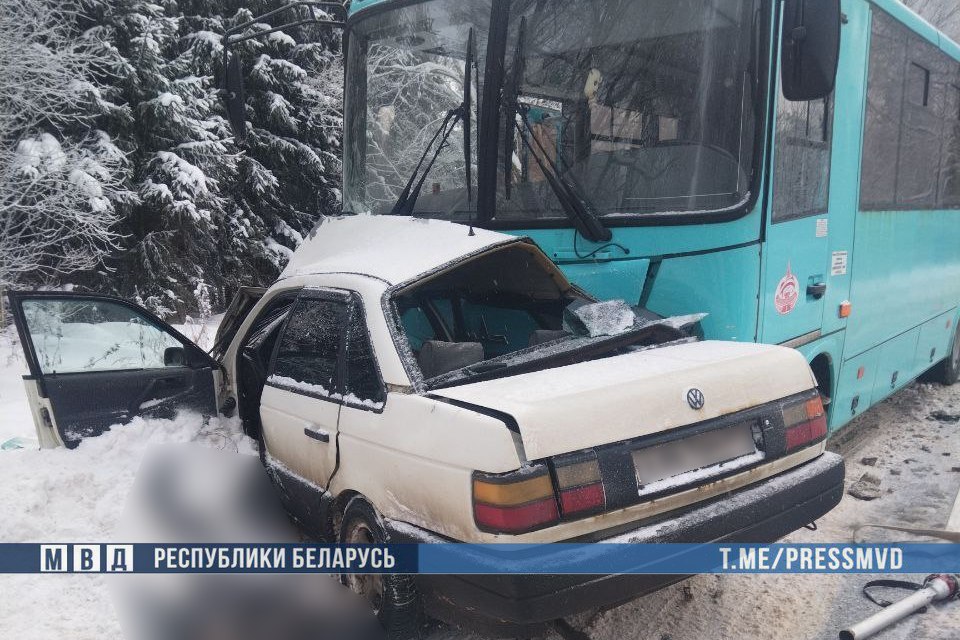 Два человека погибли в ДТП с автобусом под Полоцком