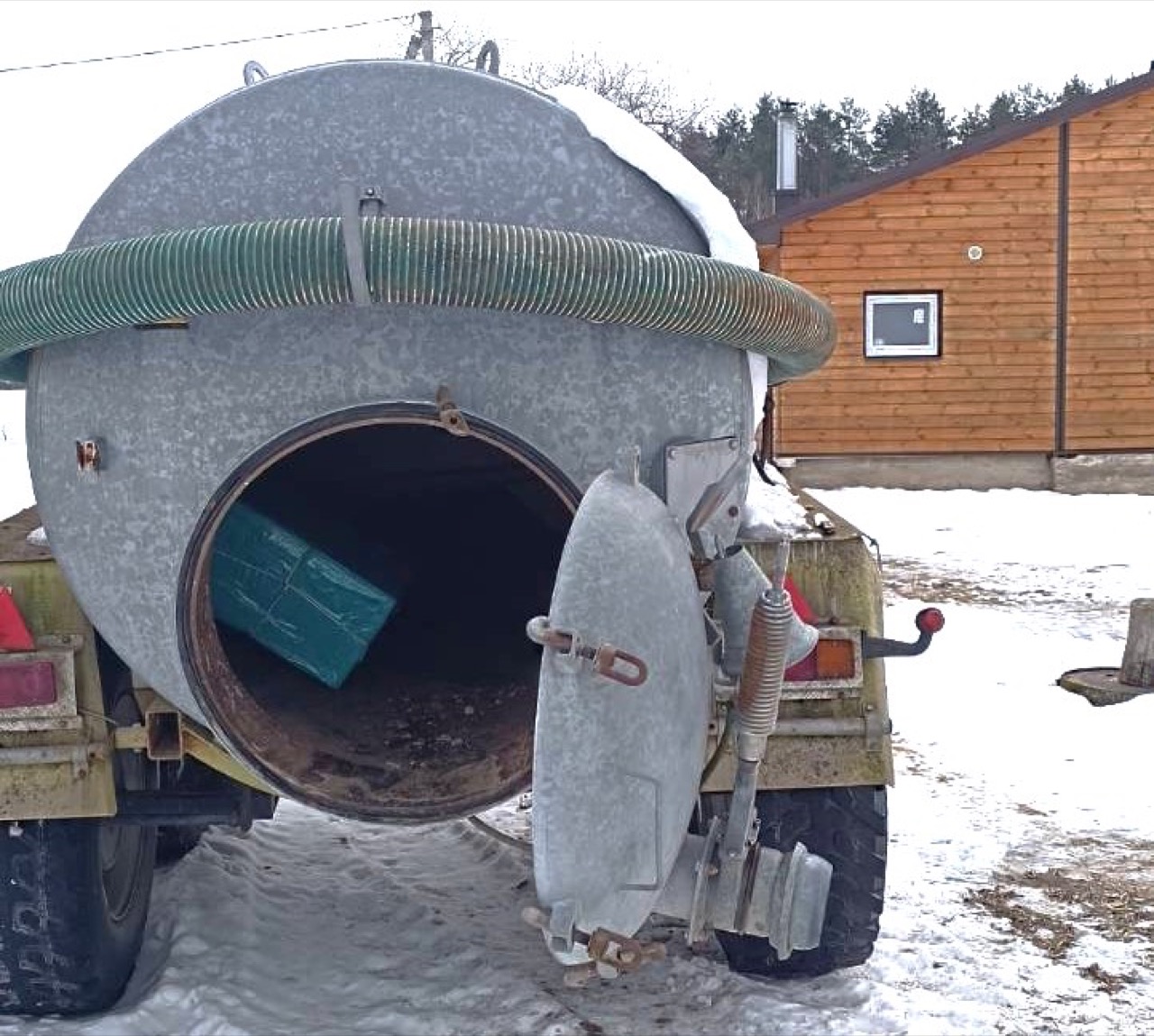 Дрон с сигаретами прилетел из Беларуси в Литву. Задержаны три человека