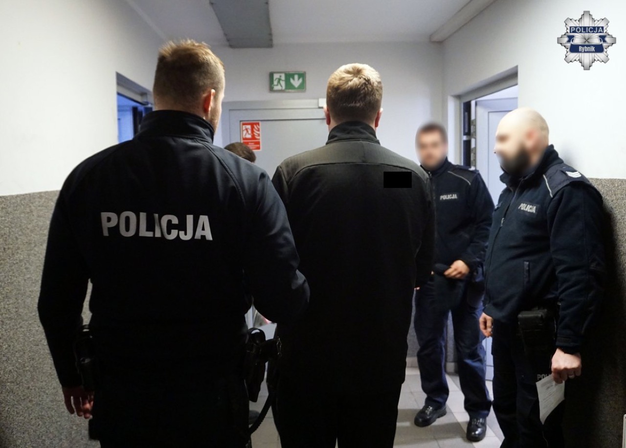 Двух беларусов будут судить в Польше за торговлю наркотиками