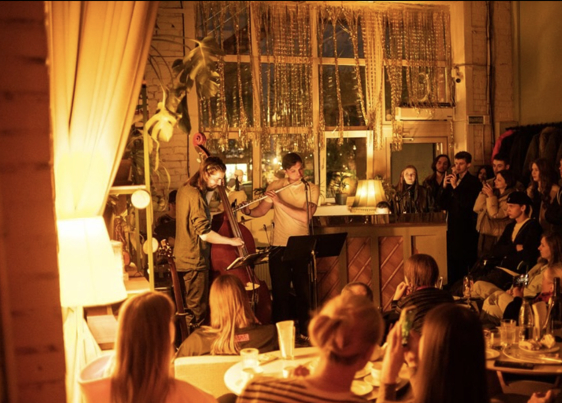 Видимое невидимое. Как эскапизм, визуальное и ретротопия стали доминантным языком Минска