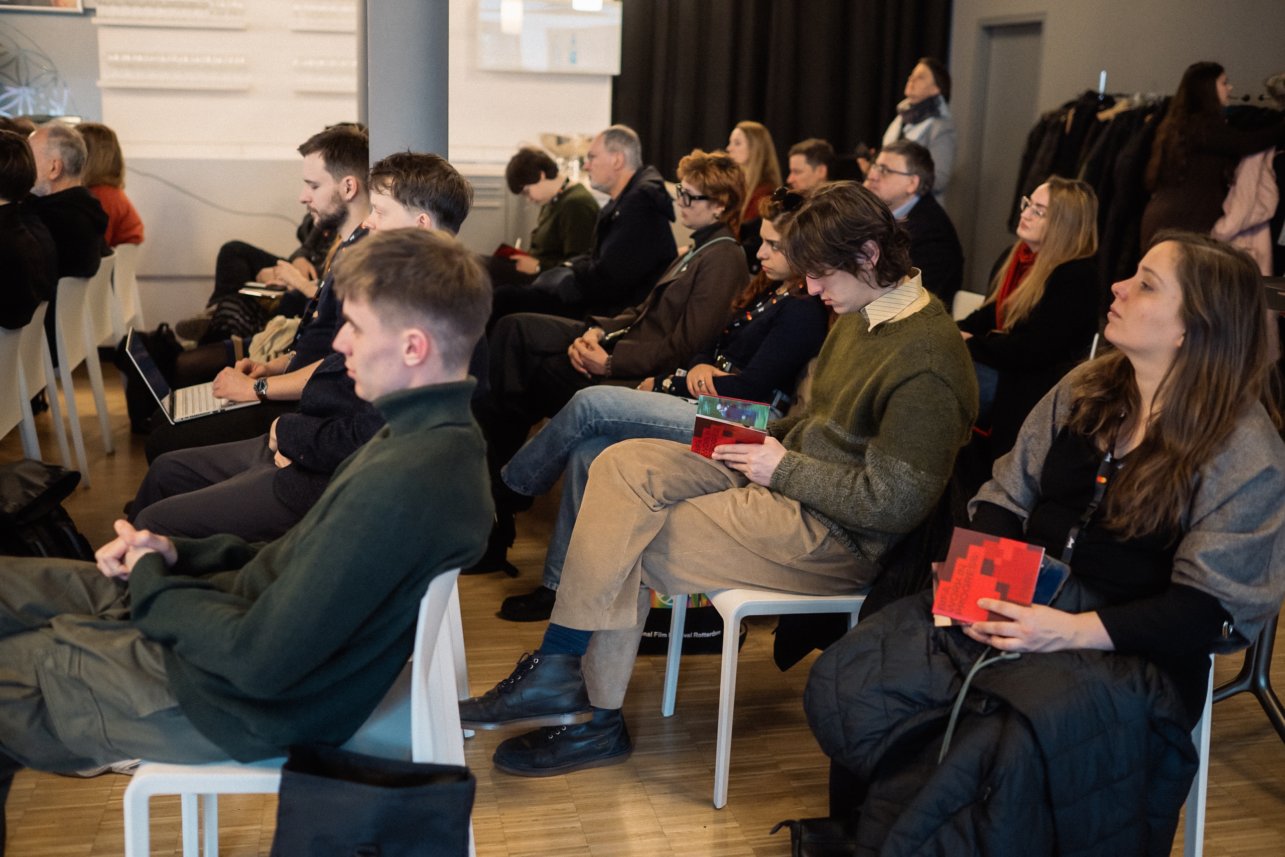 Ад магічнага рэалізму да гратэскнай сатыры: кінапраекты беларускіх кінематаграфістаў прэзентавалі на Еўрапейскім кінарынку Берлінале