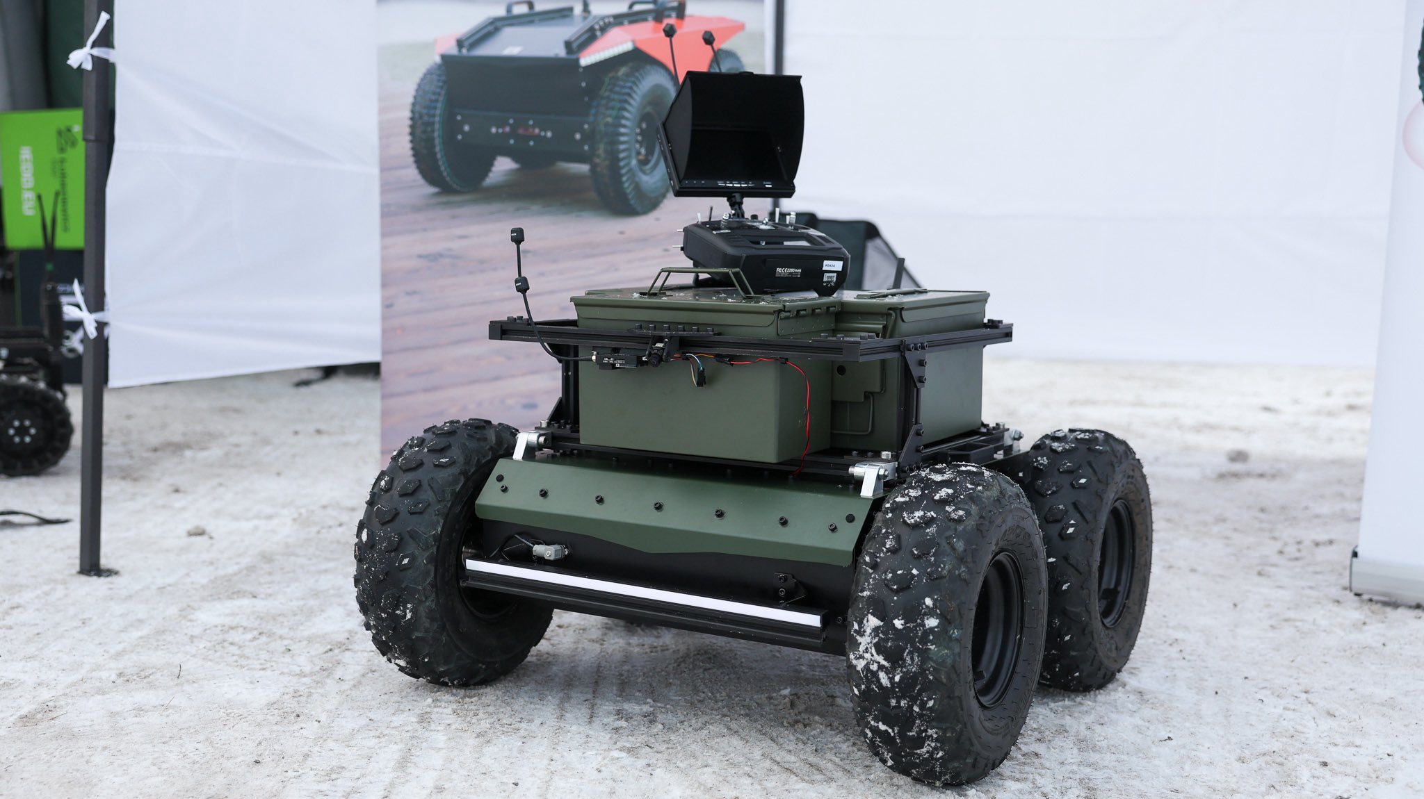 Польское Минобороны провело открытые испытания беспилотных систем вооружения