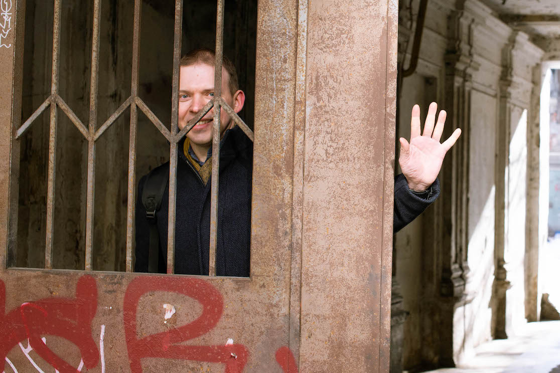 «Мой унутраны свет яны забраць не могуць»: Максім Знак — пра «Зэкамерон», сілу слова і пазлы волі