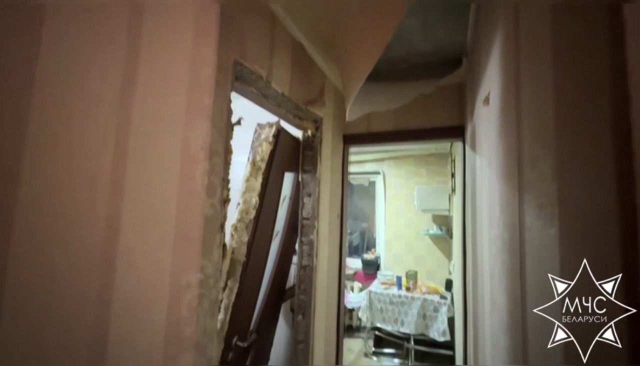 В квартире в Борисове взорвался газ