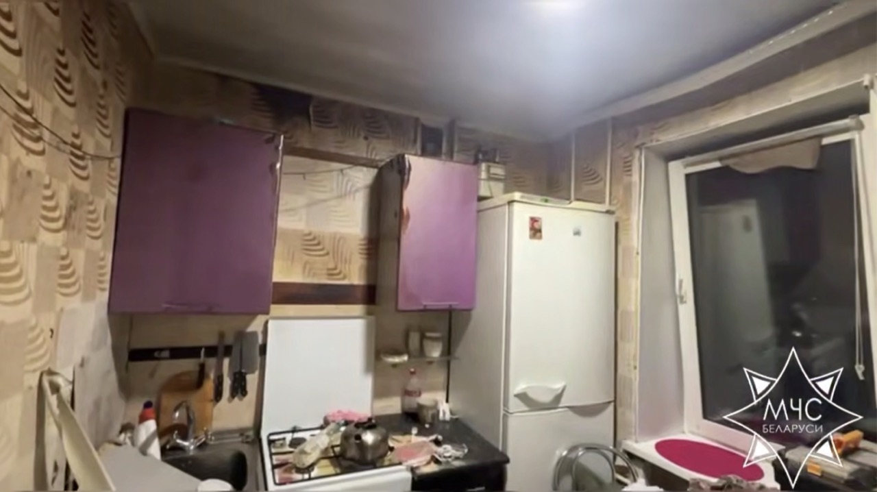 В квартире в Борисове взорвался газ