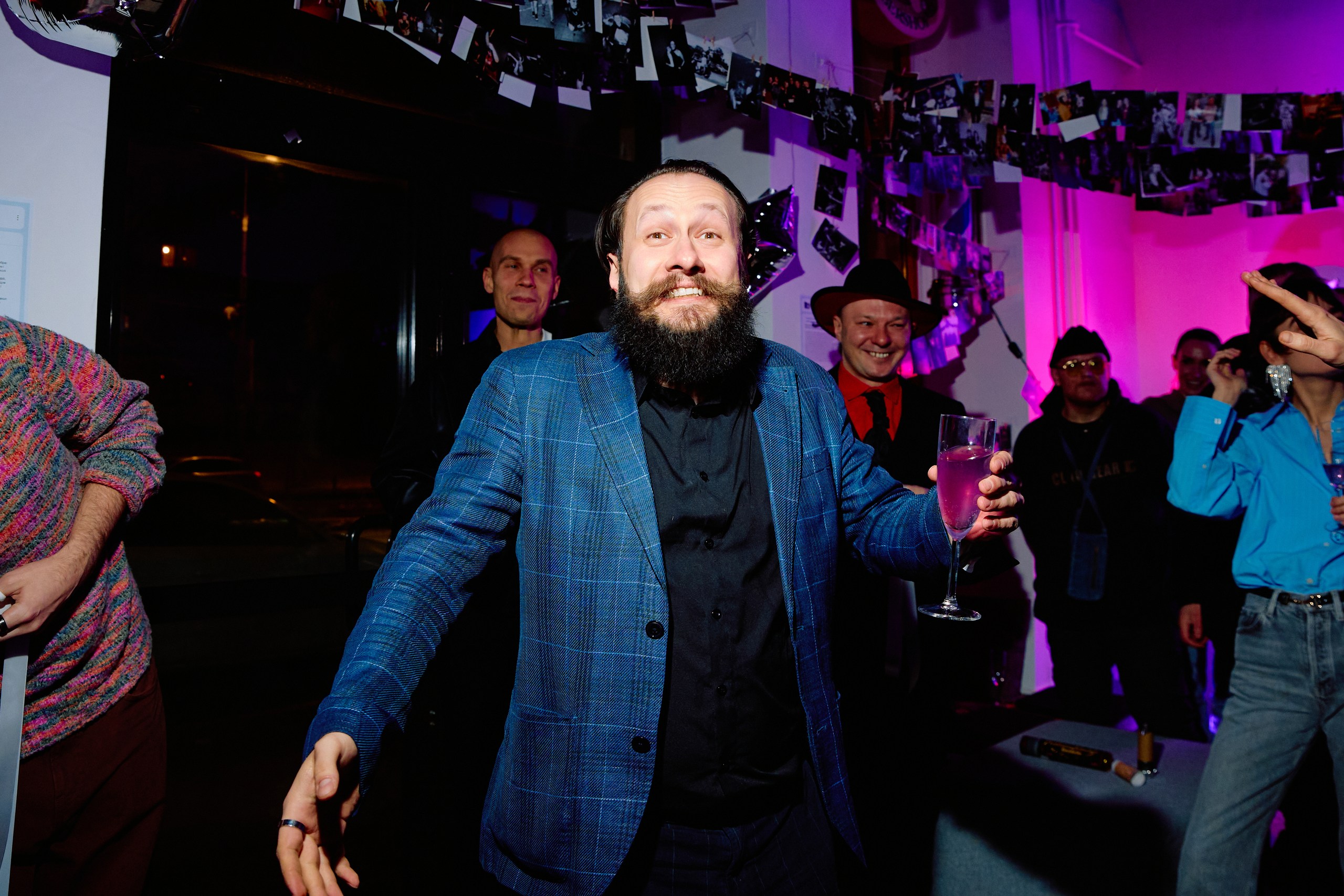 Архіў беларускага шчасця: як беларусы ў Варшаве зладзілі сакрэтны «Славянскі базар» для аднаго фатографа