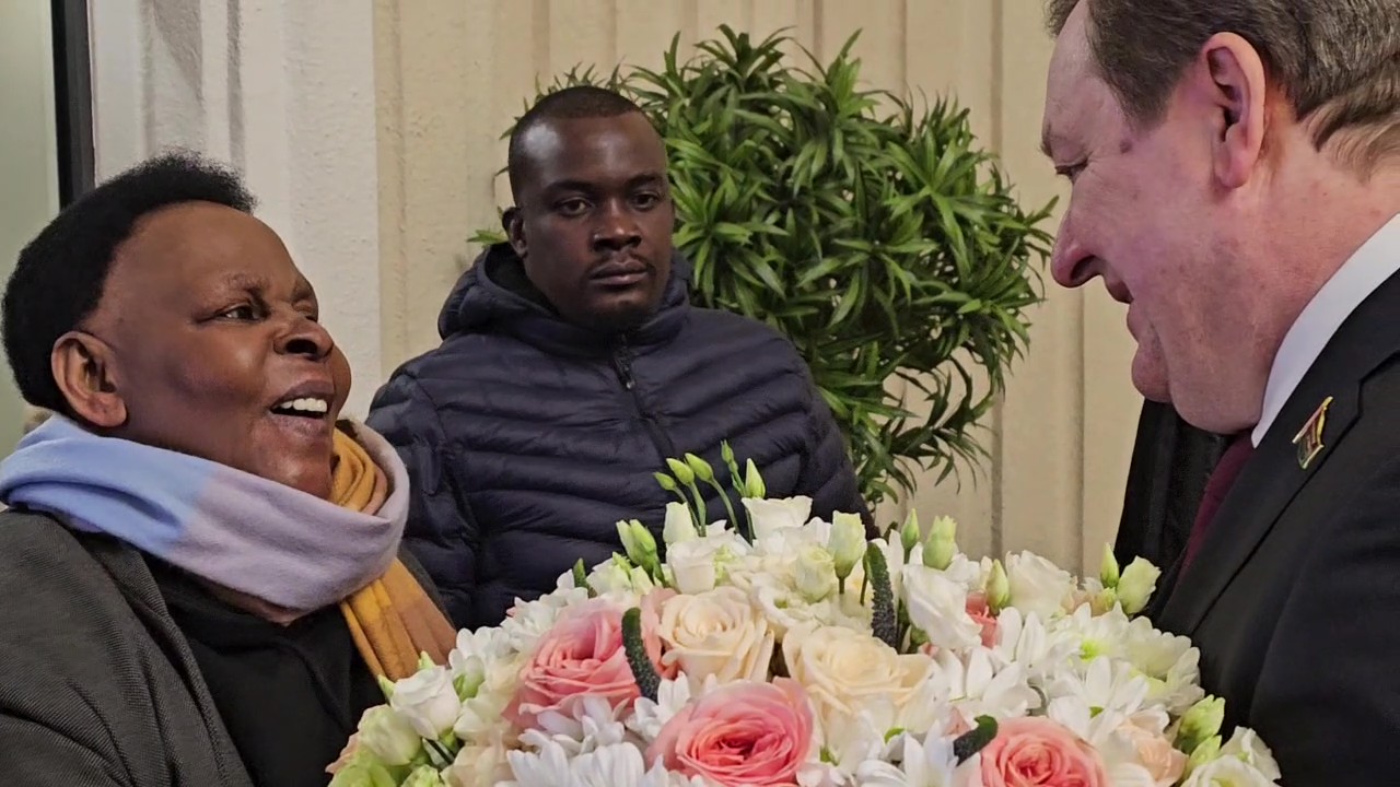 Парламентская делегация Зимбабве прилетела в Минск