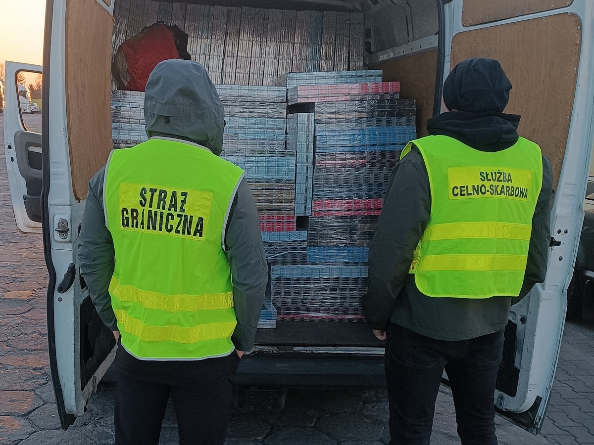 В Польше перехвачена крупная партия контрабандных сигарет из Беларуси