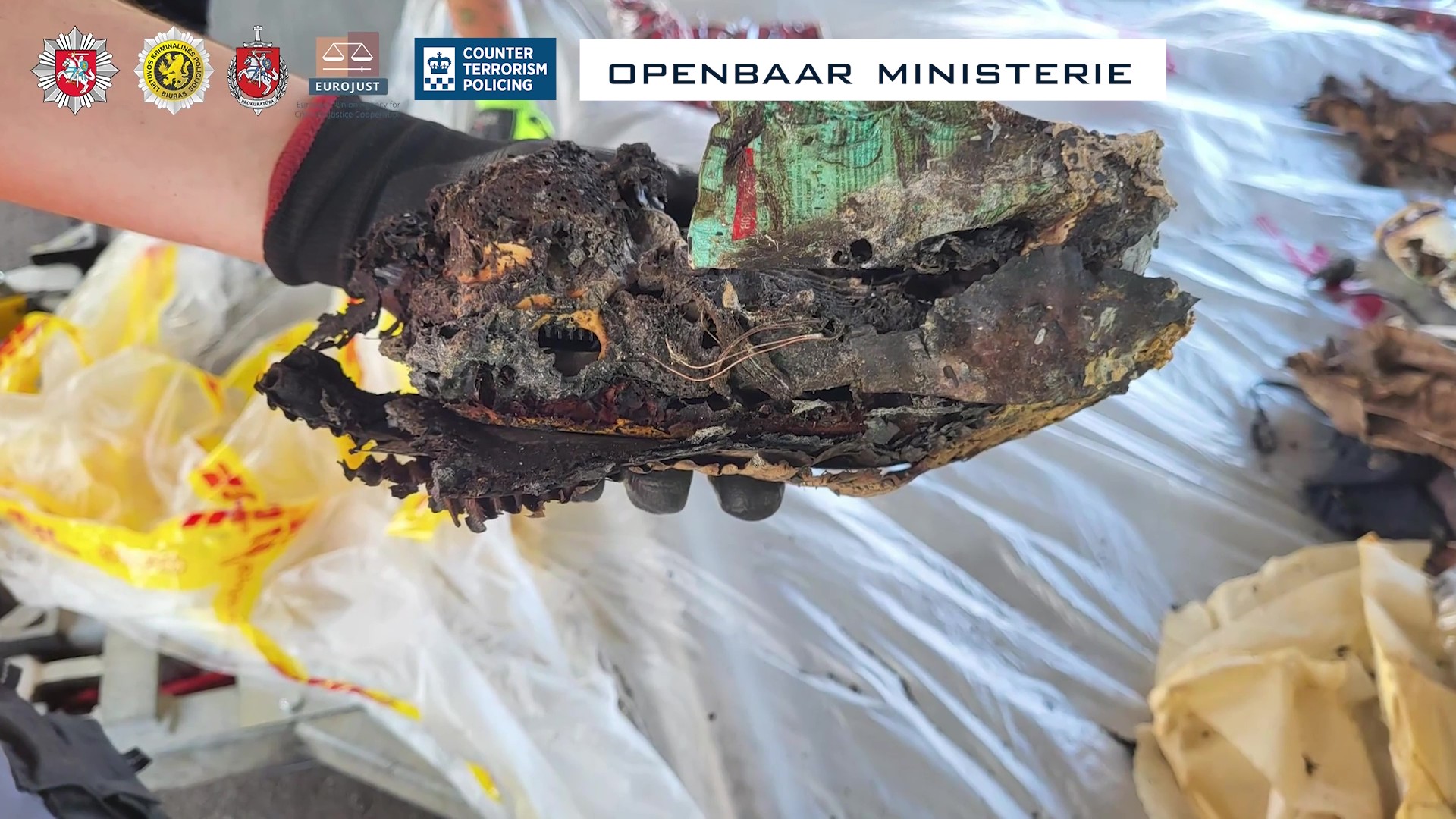 Генпрокуратура Литвы направила в суд дело об организации поджогов с помощью посылок