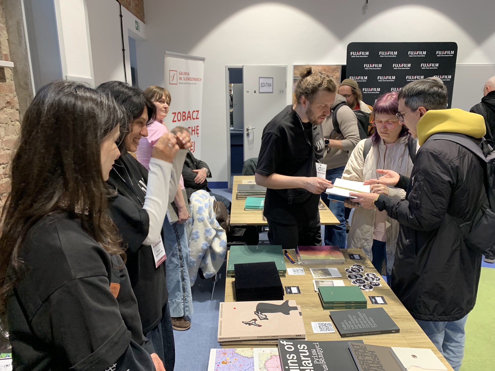 Беларуская фатаграфія скарае польскі Рыбнік: на міжнародным фотафестывалі ў Польшчы кнігі беларускіх аўтараў карысталіся попытам