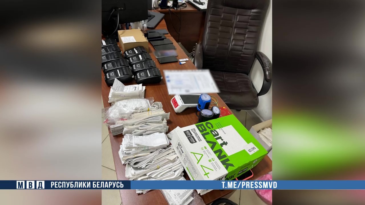 На руководство одного из крупнейших таксопарков Беларуси завели уголовное дело из-за налогов